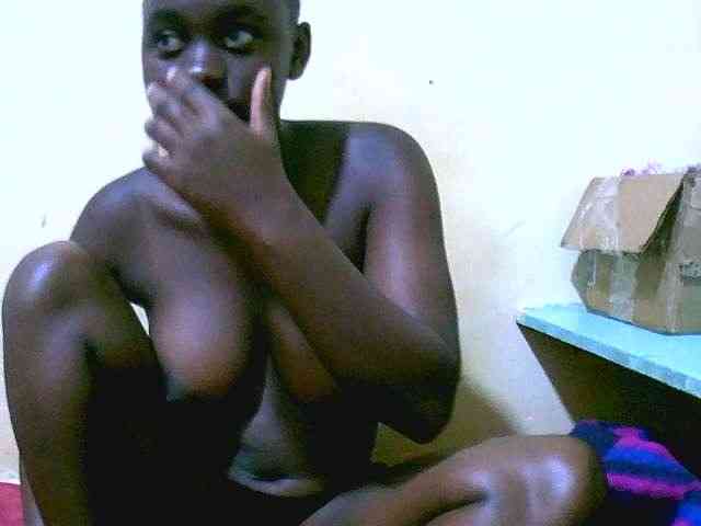 Mariah-Lovely webcam