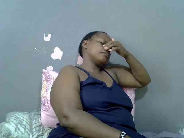 Ravenebony Live Webcam on BongaCams