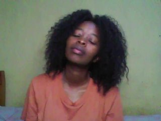 MissAnnaXO1's Live Webcam