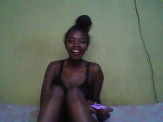 MissAnnaXO1's Live Webcam