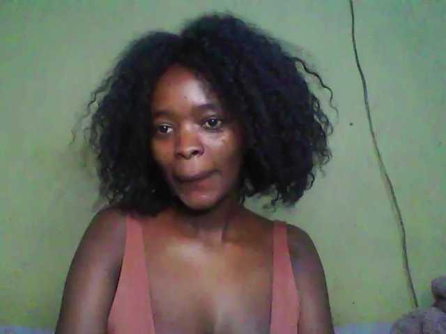 MissAnnaXO1's BongaCams show and profile