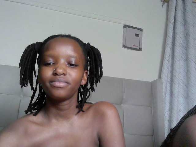 Marylynn18's BongaCams show and profile