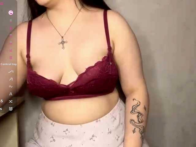 SudieWilansky's BongaCams show and profile