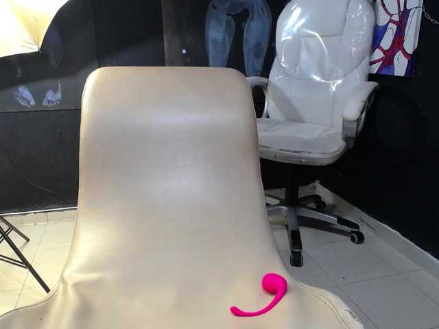 Lihavega's BongaCams show and profile