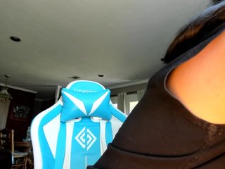 Adellebunny Porn Show