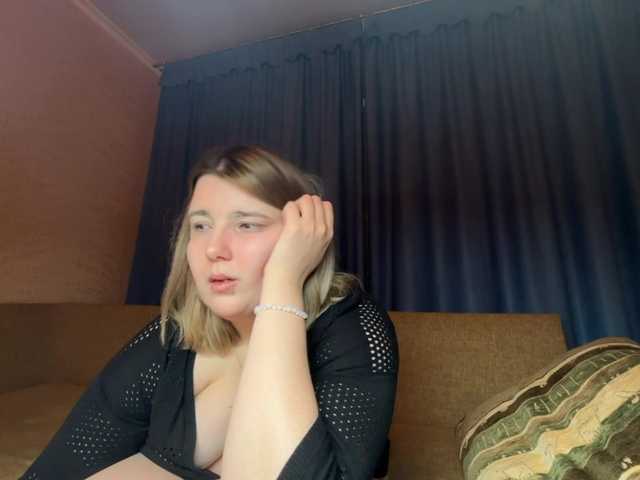 jfmjfl Live Cam on BongaCams