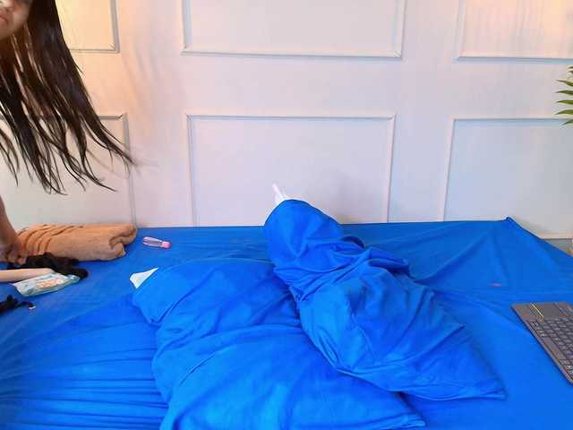 danibellsweet's BongaCams show and profile