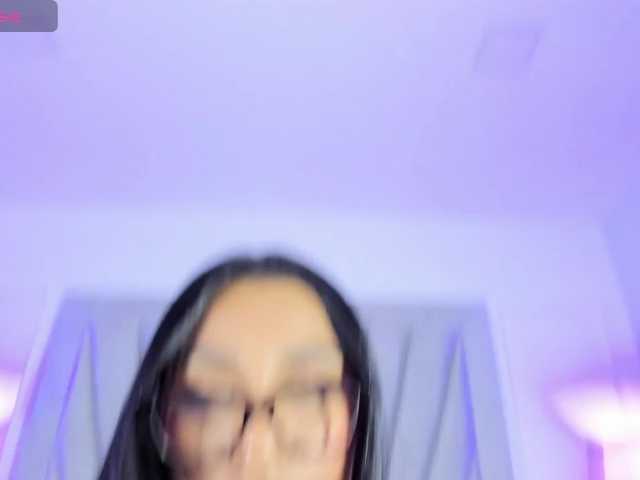 NaomiHudson's BongaCams show and profile