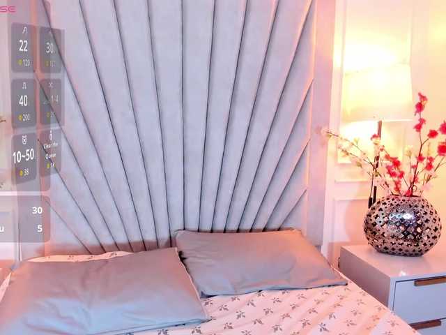 NaomiHudson's BongaCams show and profile