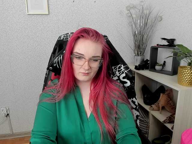 redkissruby's BongaCams show and profile