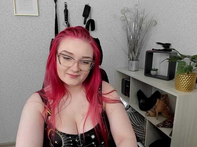 redkissruby's BongaCams show and profile