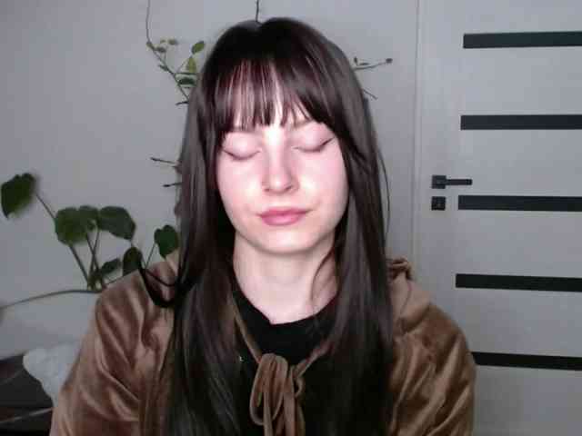 noemilou Live Webcam on BongaCams