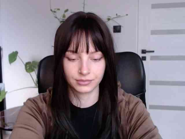 noemilou Live Webcam on BongaCams