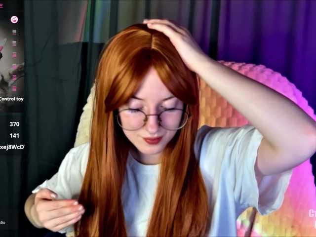 HeyAlise live cam profile