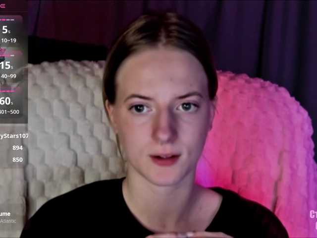 HeyAlise's BongaCams show and profile