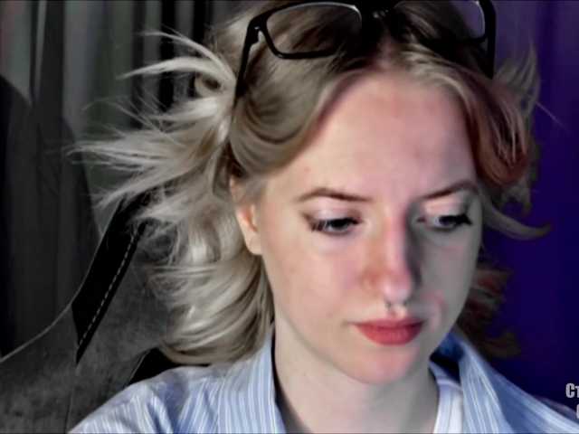 HeyAlise's BongaCams show and profile