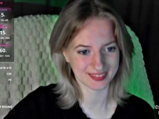 HeyAlise's BongaCams show and profile