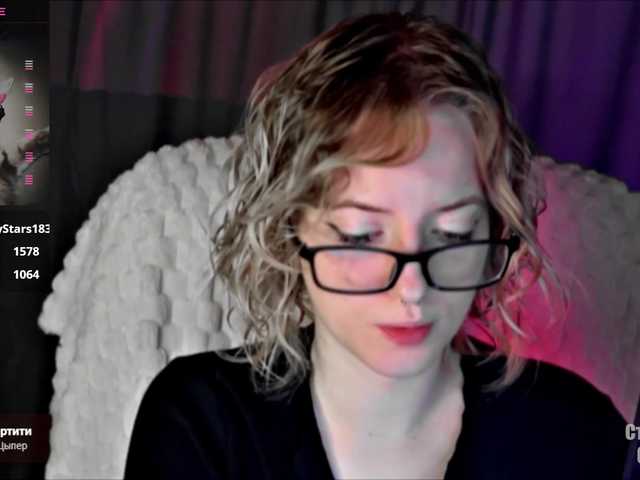 HeyAlise's BongaCams show and profile