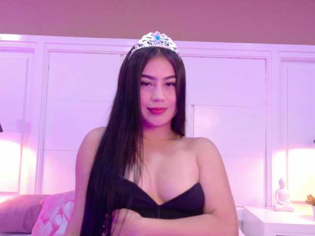 CatalinaCollins webcam