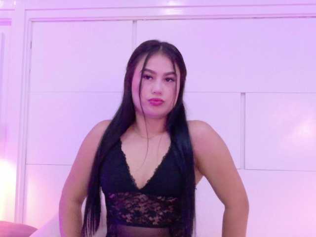 CatalinaCollins webcam