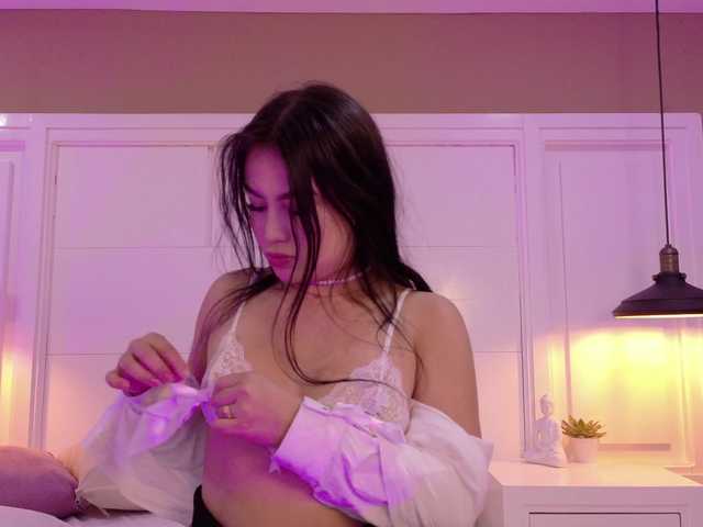 CatalinaCollins's BongaCams show and profile