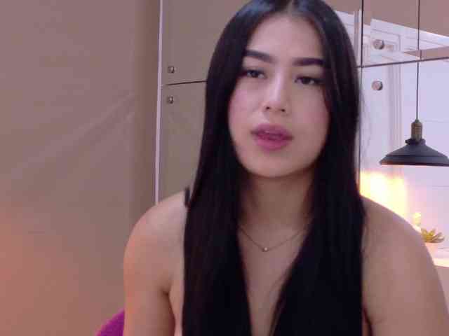 CatalinaCollins webcam