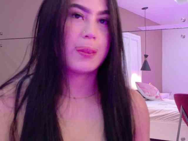 CatalinaCollins webcam