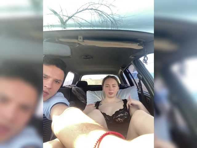 go to chat with Avrora-5