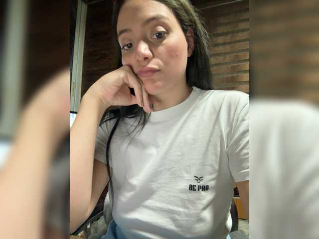 LexyHoney's BongaCams show and profile