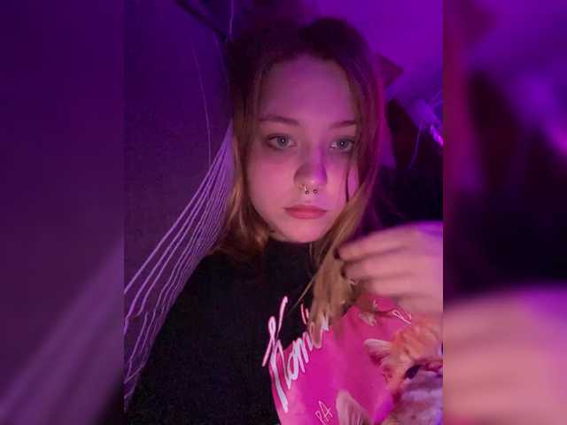 Vettaa's BongaCams show and profile