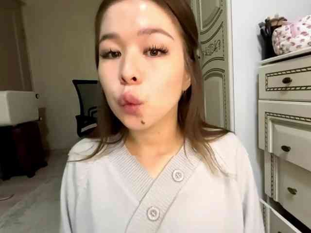 RonnaMonserrate webcam