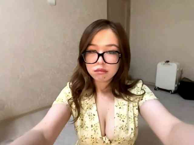 RonnaMonserrate webcam