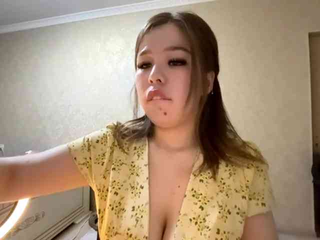 RonnaMonserrate webcam