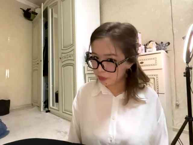 RonnaMonserrate webcam