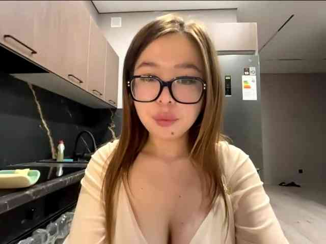 RonnaMonserrate webcam