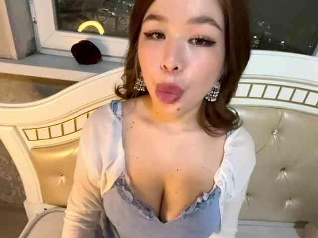 RonnaMonserrate webcam