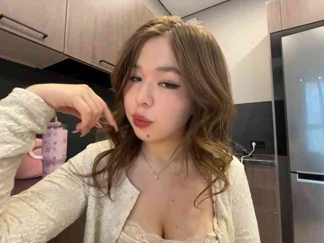 RonnaMonserrate webcam