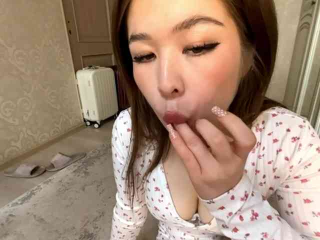 RonnaMonserrate webcam