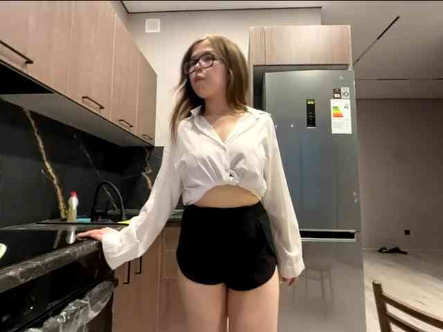 RonnaMonserrate webcam