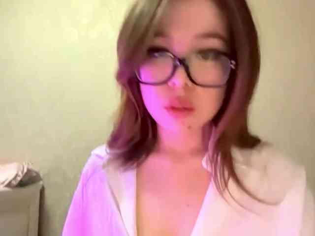 RonnaMonserrate webcam