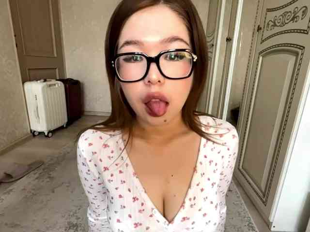 RonnaMonserrate webcam