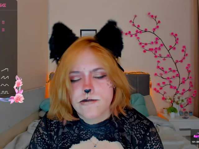 DellaRowwe's BongaCams show and profile