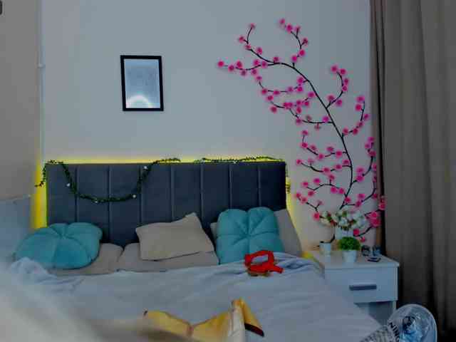 DellaRowwe DellaRowwe