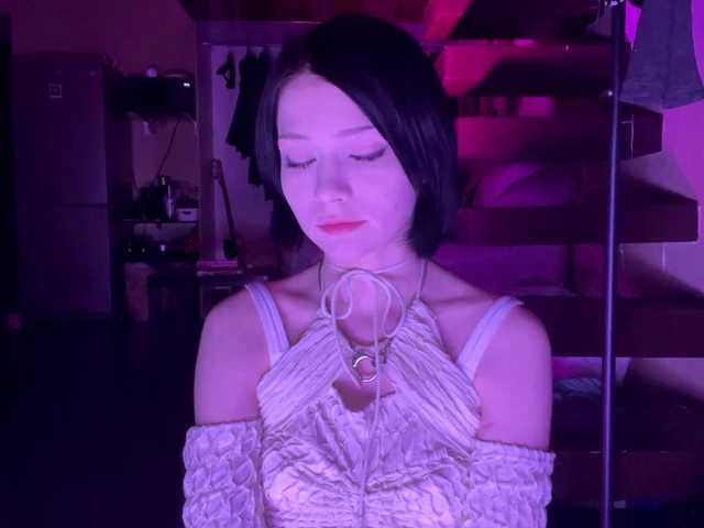 SuzanTisdell's BongaCams show and profile