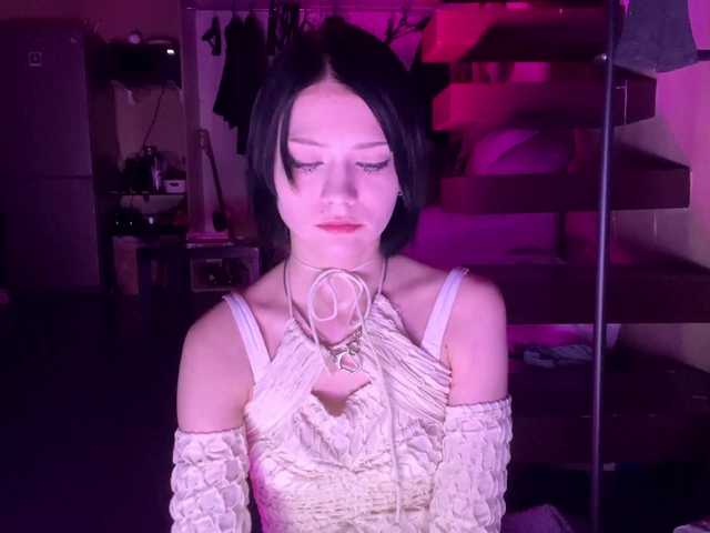 SuzanTisdell's BongaCams show and profile