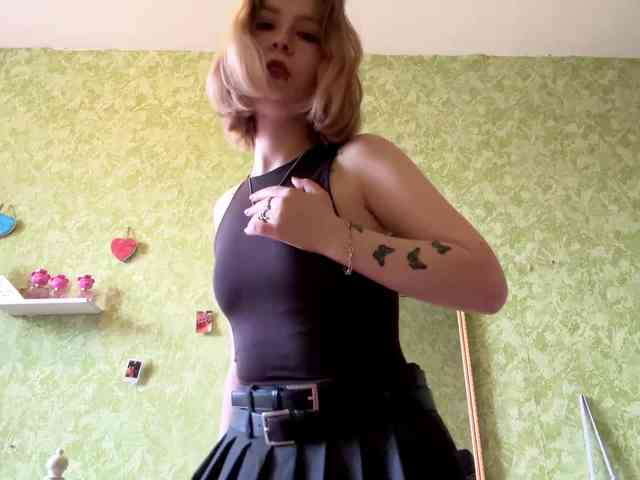 SuzanTisdell Live Webcam on BongaCams