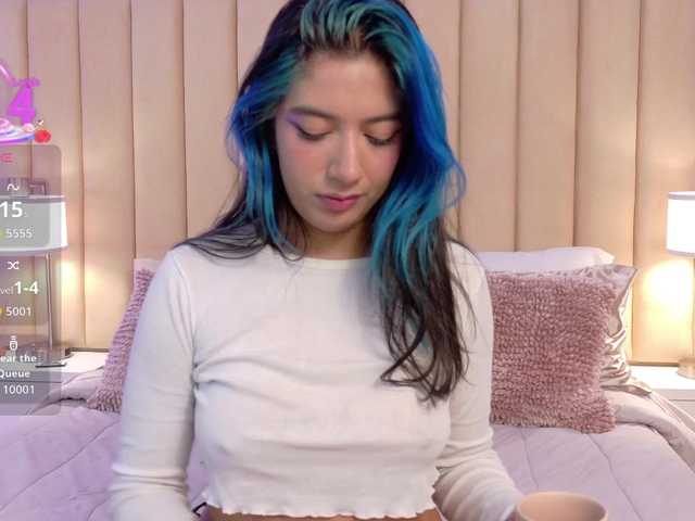 EmmaBleu live cam profile