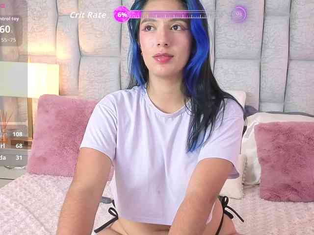 EmmaBleu webcam