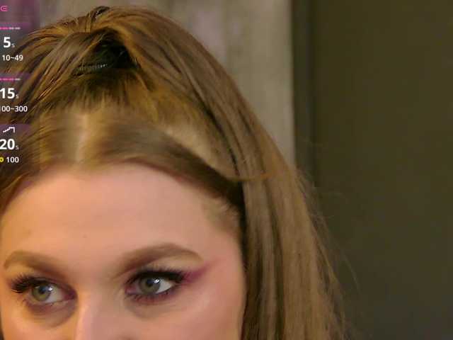 DivaCassie's BongaCams show and profile