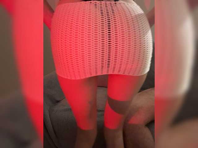 HeatMachine's BongaCams show and profile